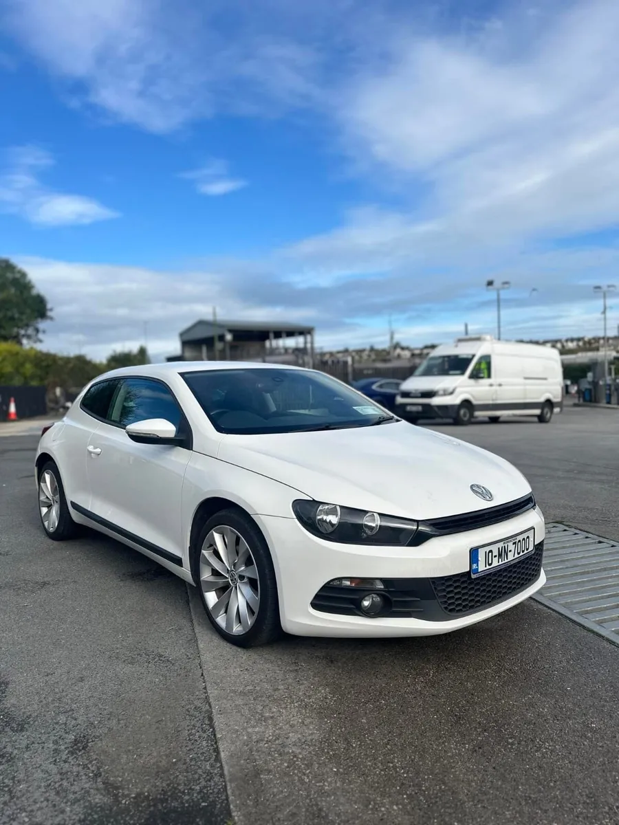 2010 Volkswagen scirocco - Image 1
