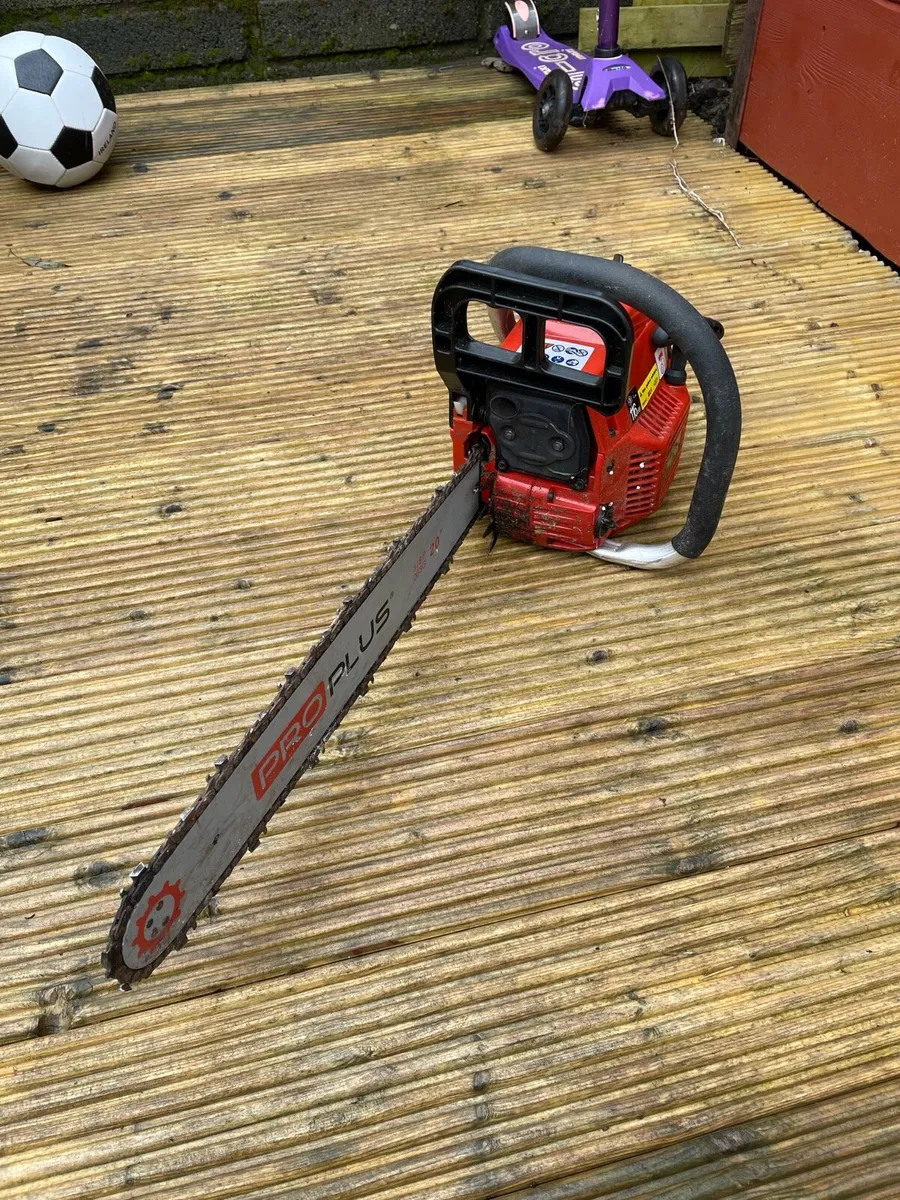Chainsaw - Image 3