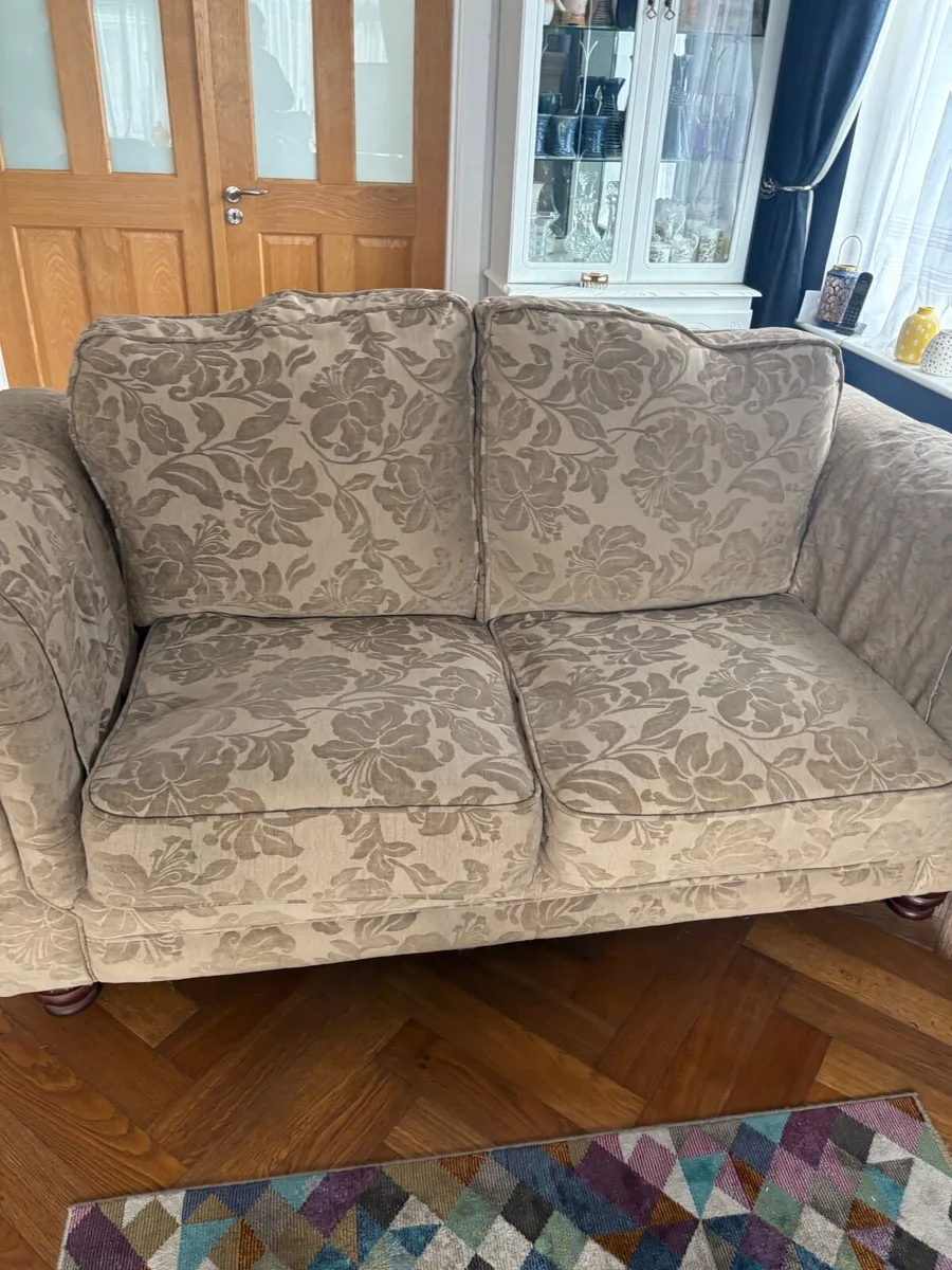 Suit of furniture - Image 1
