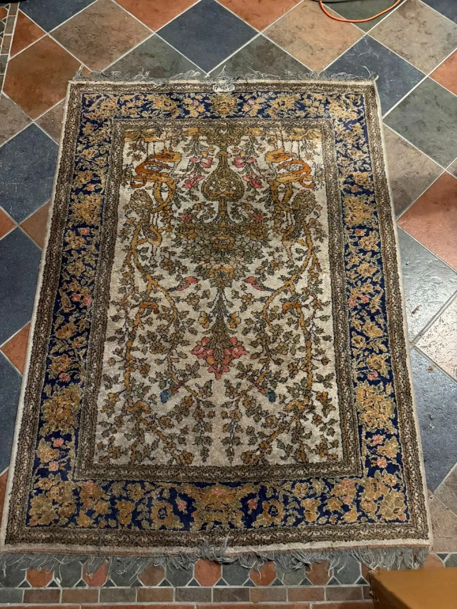 Persian-Style Rug – 130 cm × 180 cm