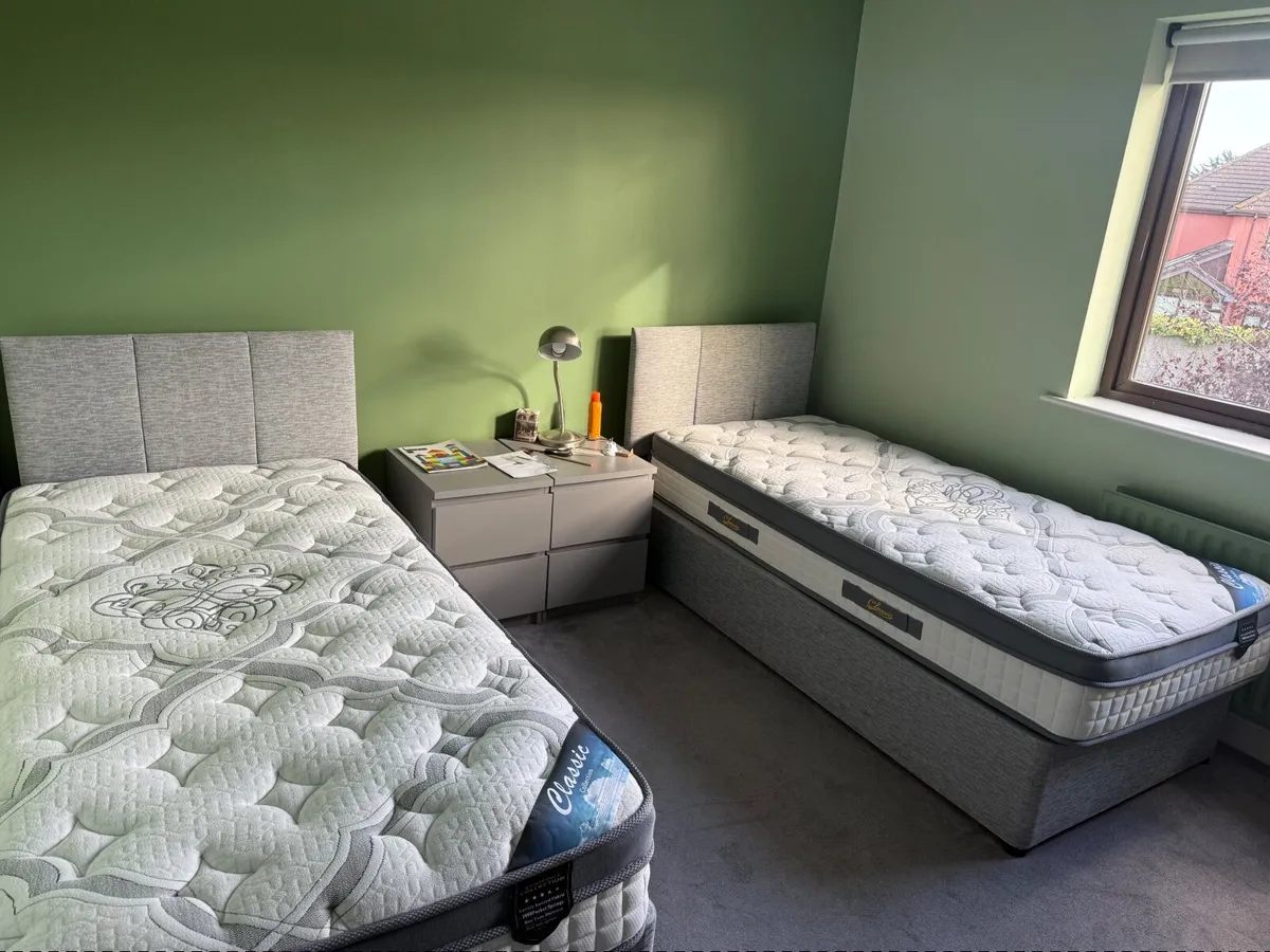 2 Single Beds with headboard + mattress - Image 1