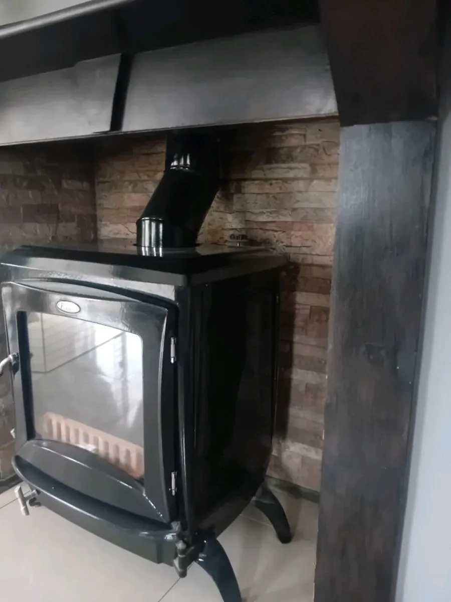 Stove - Image 1