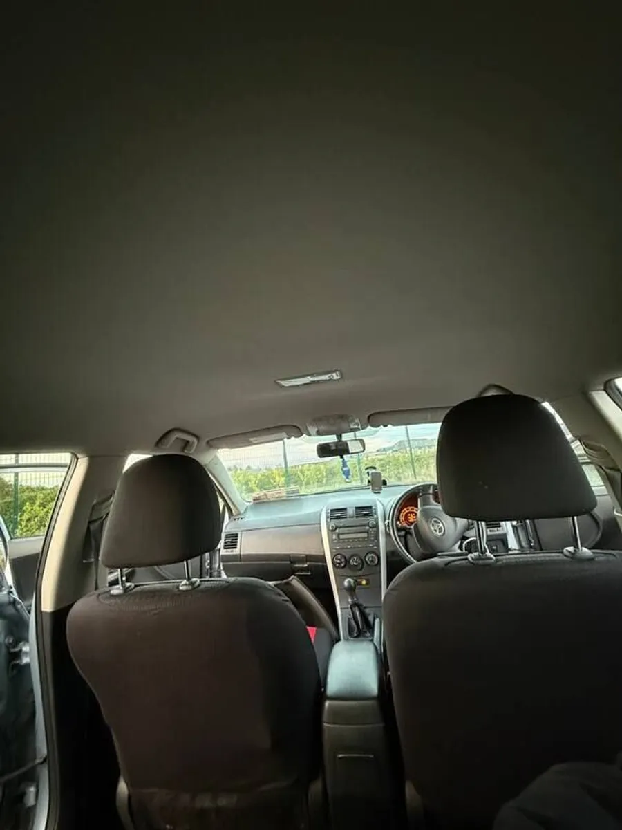 2007 Toyota Corolla - Image 3