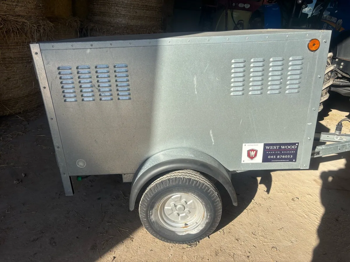 Ifor Williams / West Wood Dog Trailer - Image 1