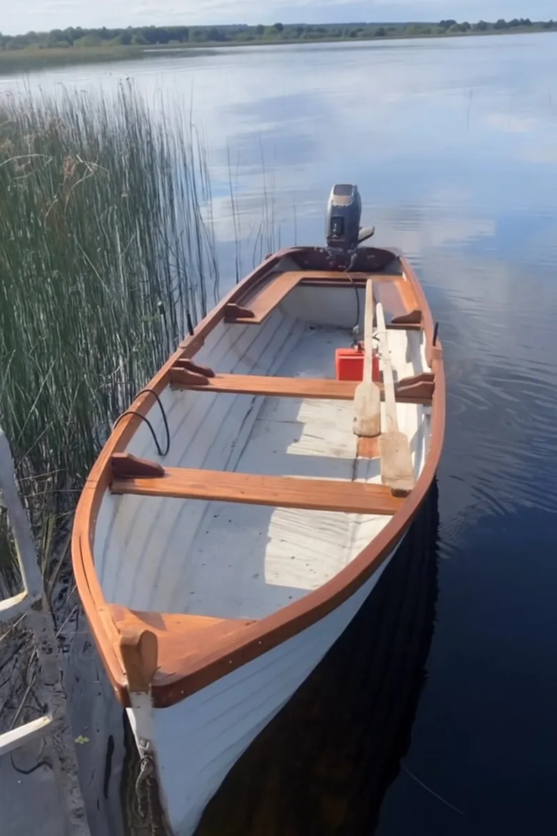 17.5 foot lake boat, trailer and 9.9 Yamaha engine - Image 2