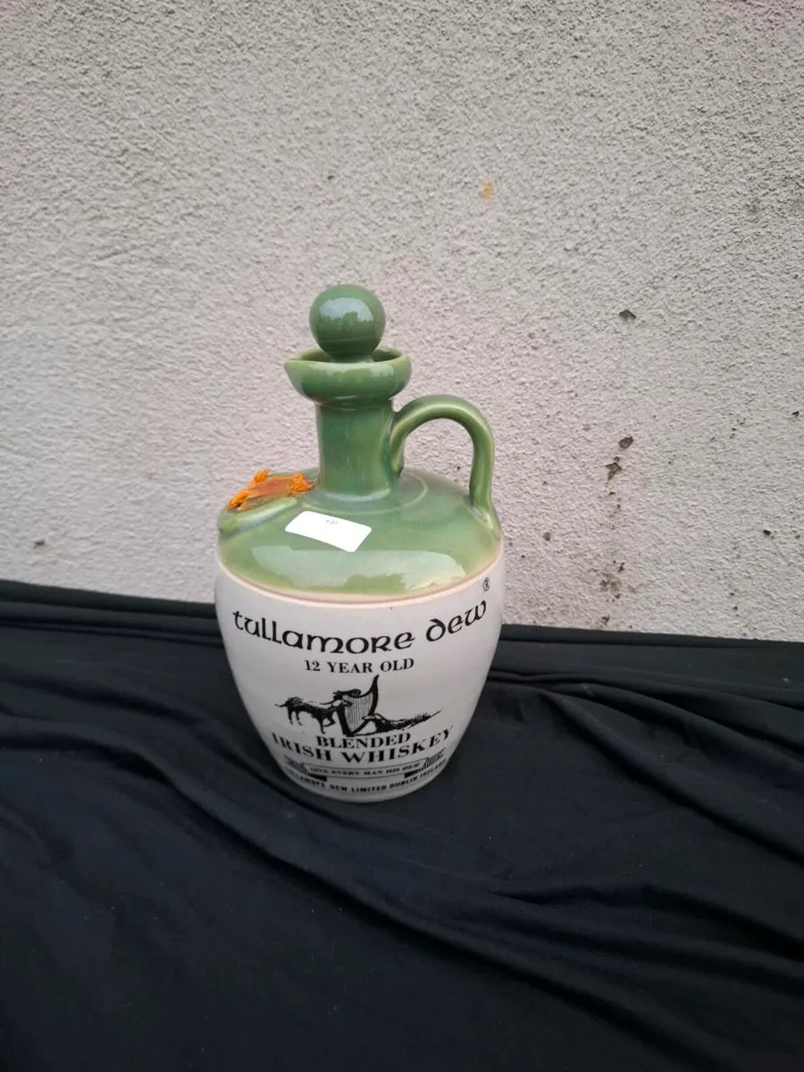 Tullamore dew whiskey bottle postage possible