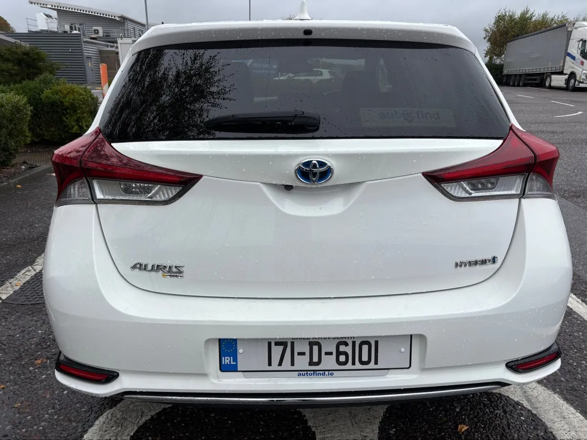 Toyota Auris 2017 (Very Low Mileage) - Image 3