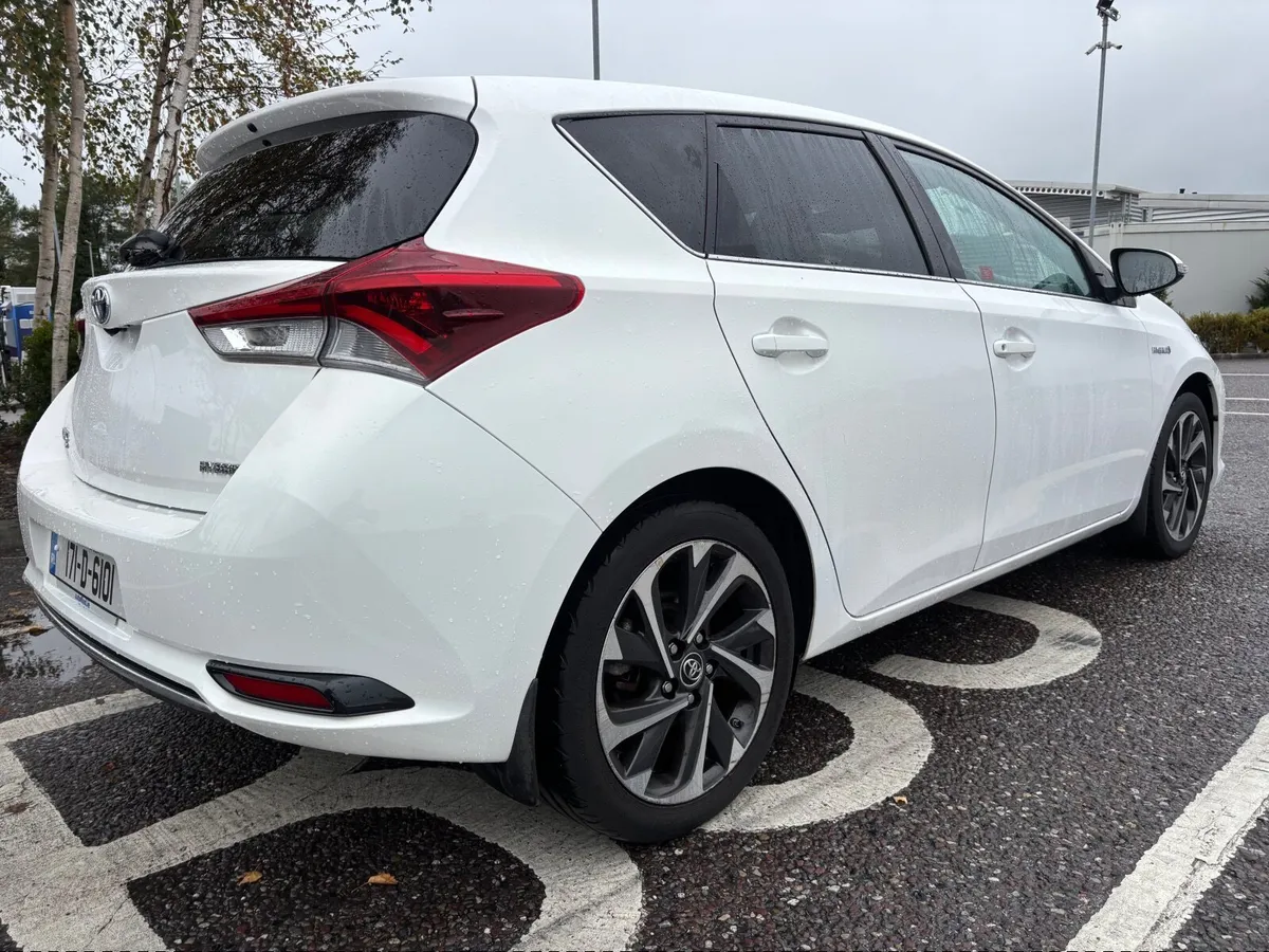 Toyota Auris 2017 (Very Low Mileage) - Image 4