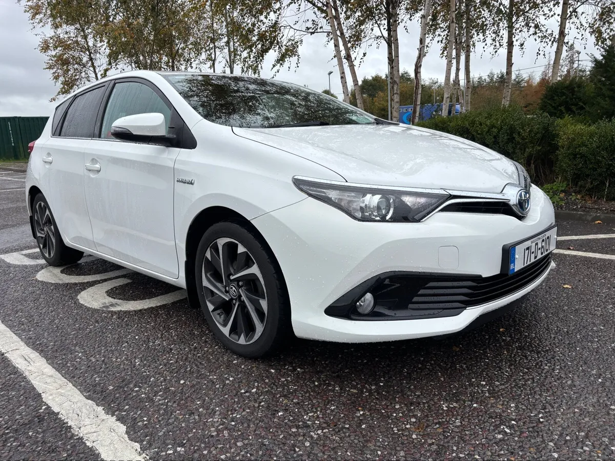 Toyota Auris 2017 (Very Low Mileage) - Image 1