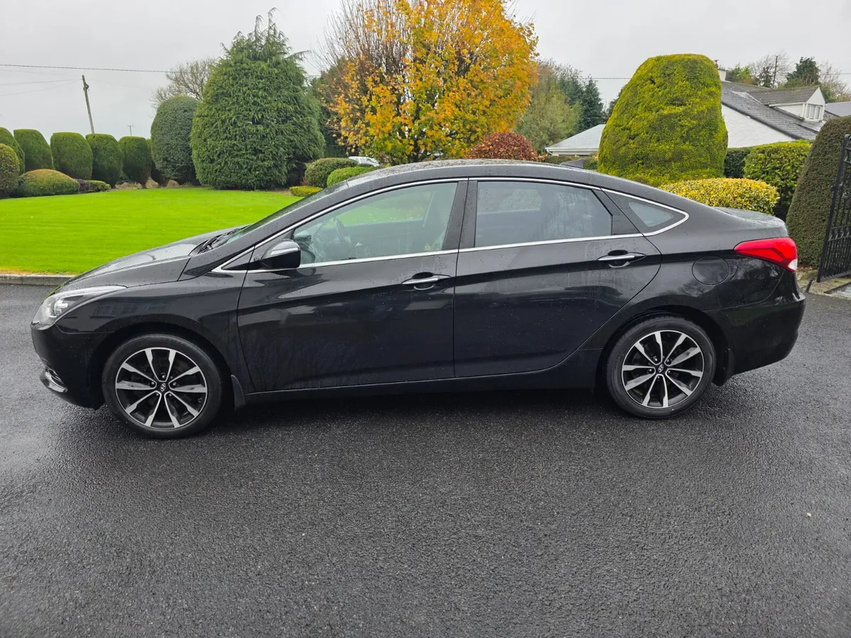 HYUNDAI i40 EXECUTIVE..1.7..SAT/NAV - Image 3