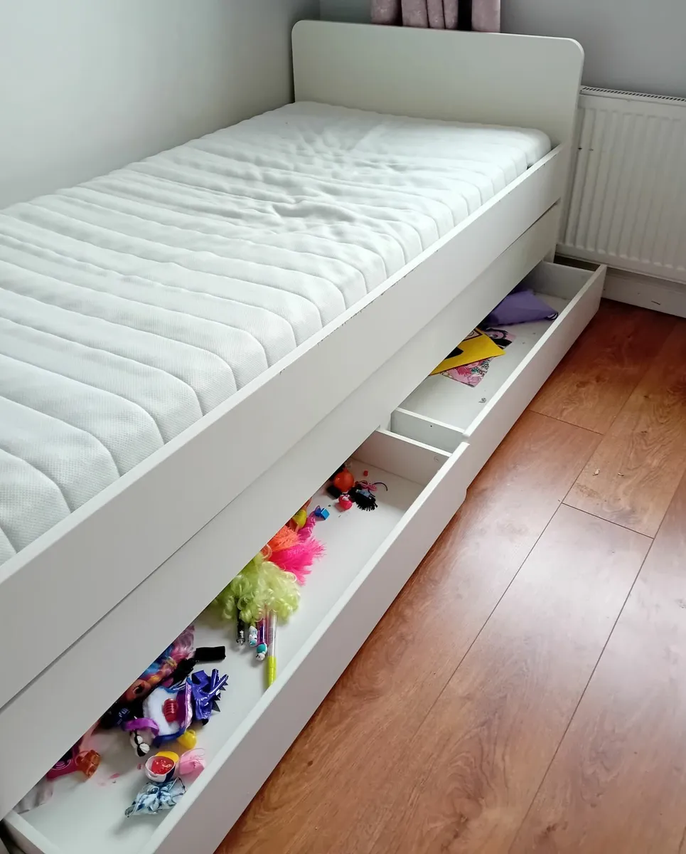 Trundle Bed / Day bed x 2 - Image 4