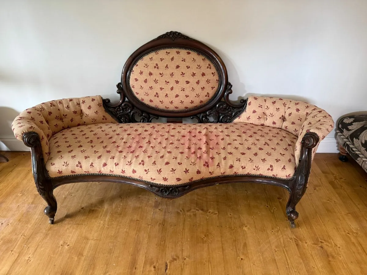 Victorian Carved Mahogany Sofa – Red Floral Uphols
