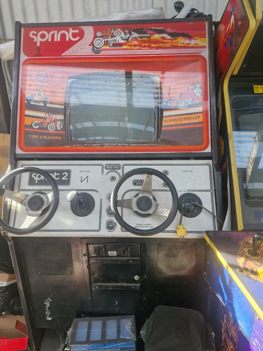 Arcade cabinets - Image 1