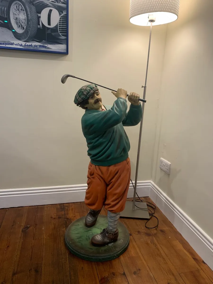 The Perfect Swing’ Golfer - Bar, Office, Game room - Image 2