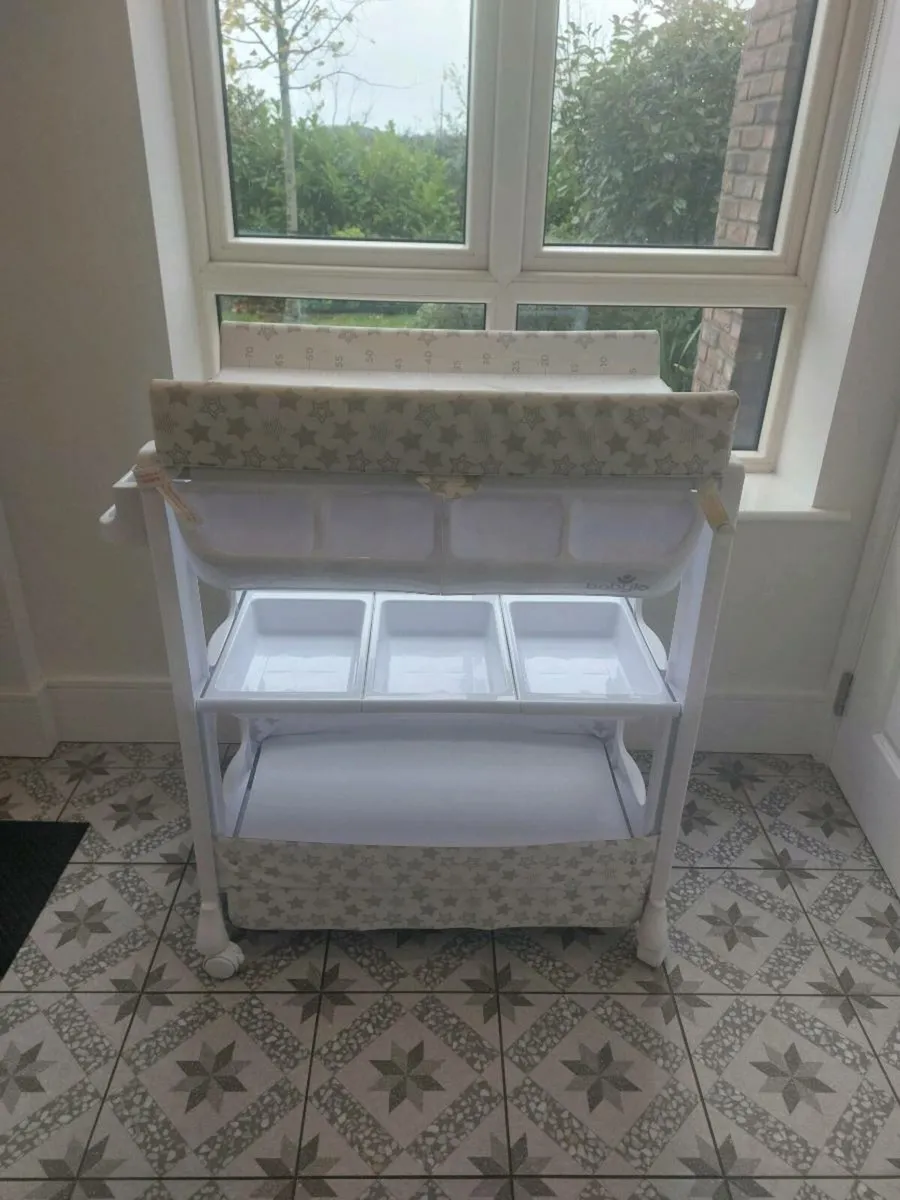 Babylo Changing Unit - Image 1