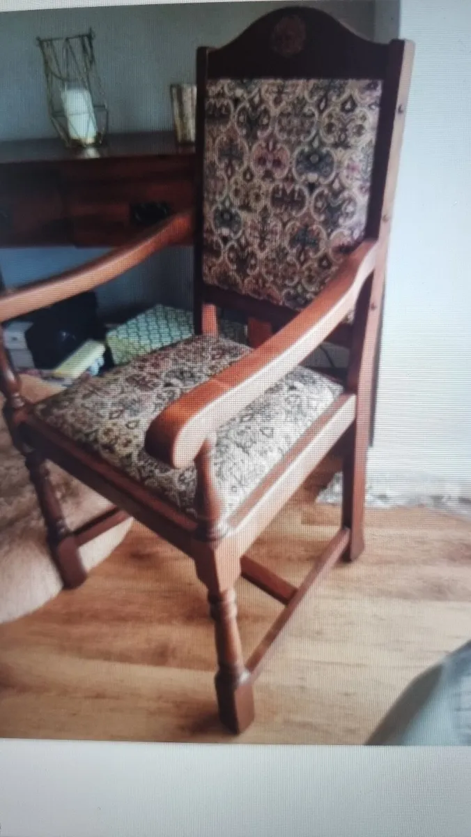 Lancaster ‘Light Oak’ Dining Table & 6 Chairs - Image 1
