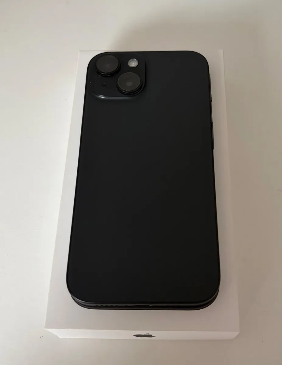 iPhone 15, Black, 256GB - Image 4