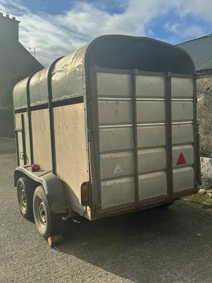 Crooks Livestock Trailer - Image 4