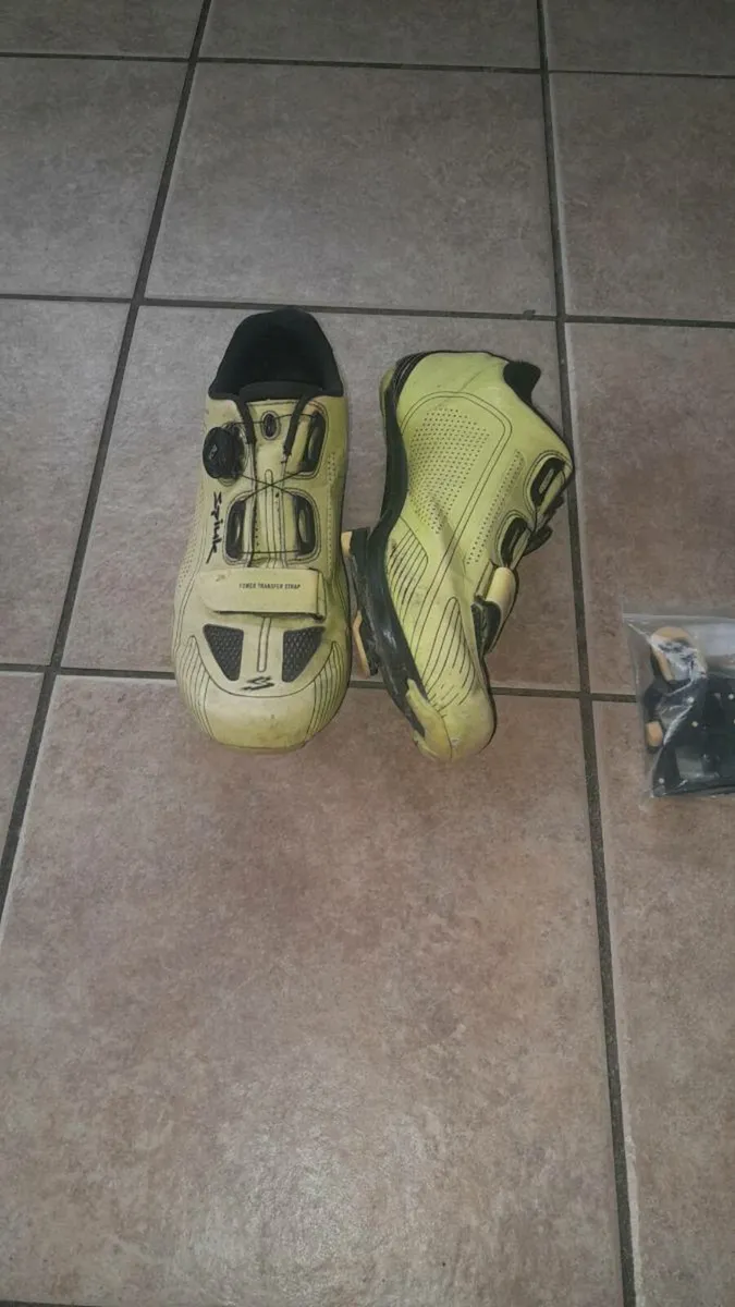 Cycling shoes - Image 2