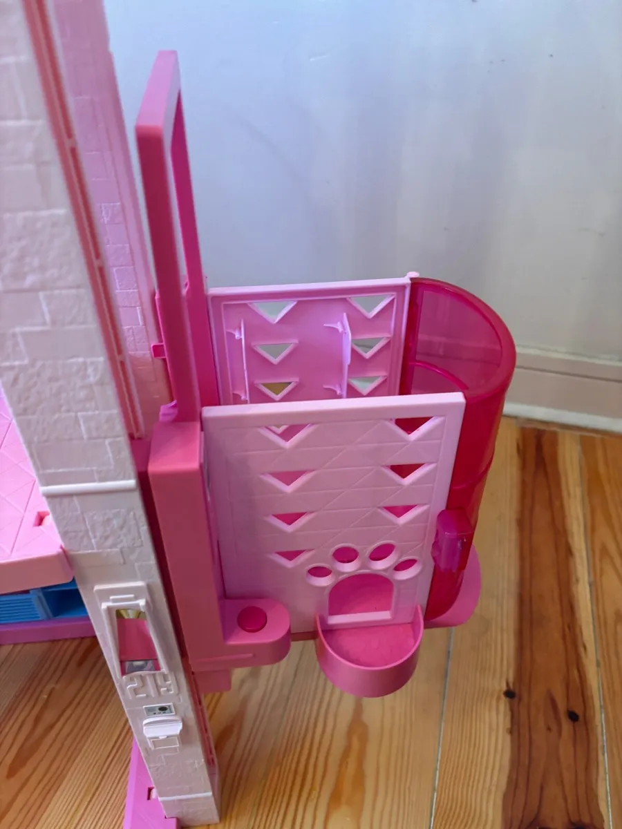 Barbie Dream House - Image 4