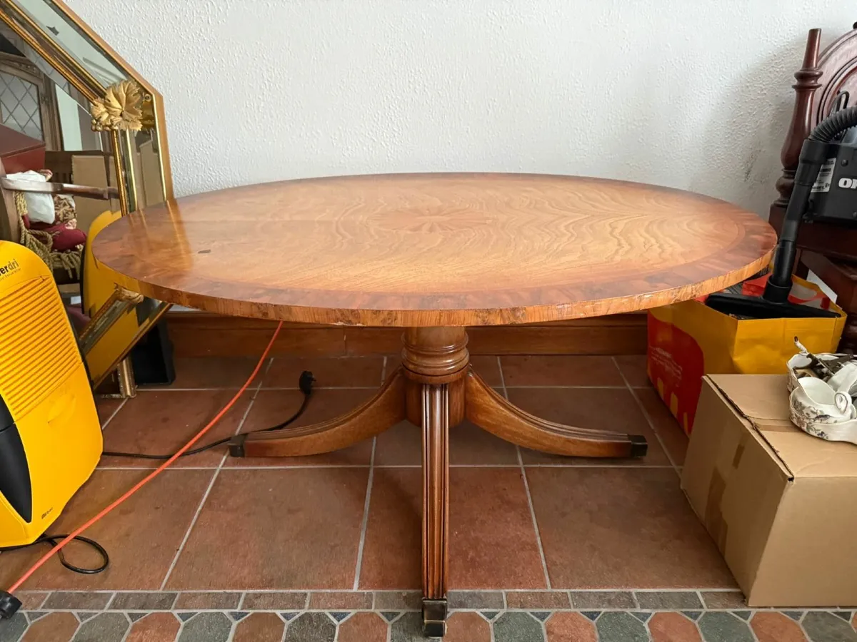 Mahogany Pedestal Dining Table - Image 1