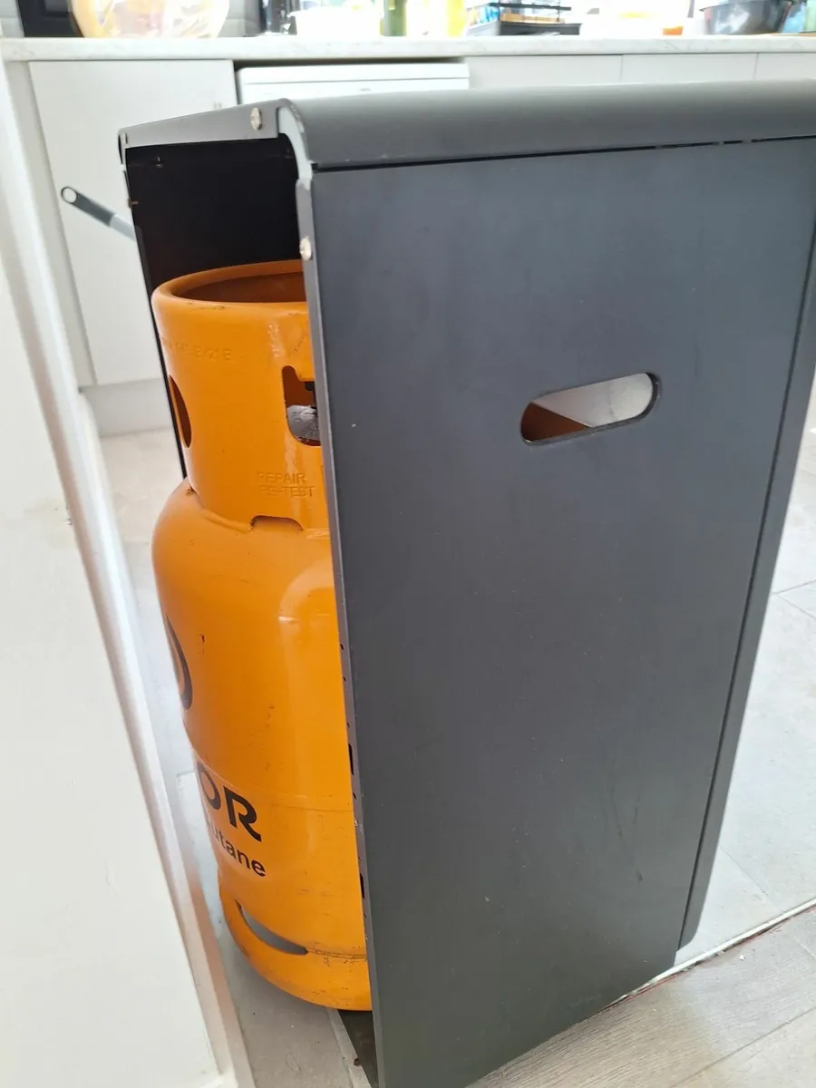 Superer gas heating with bottle and some gas - Image 1