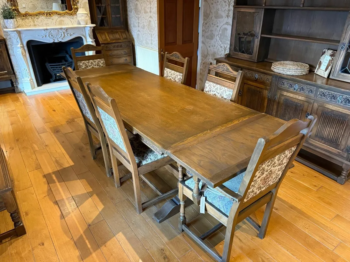 Antique-Style Oak Dining Table Set – 6 Chairs - Image 2