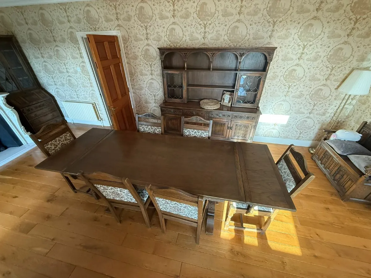 Antique-Style Oak Dining Table Set – 6 Chairs - Image 3