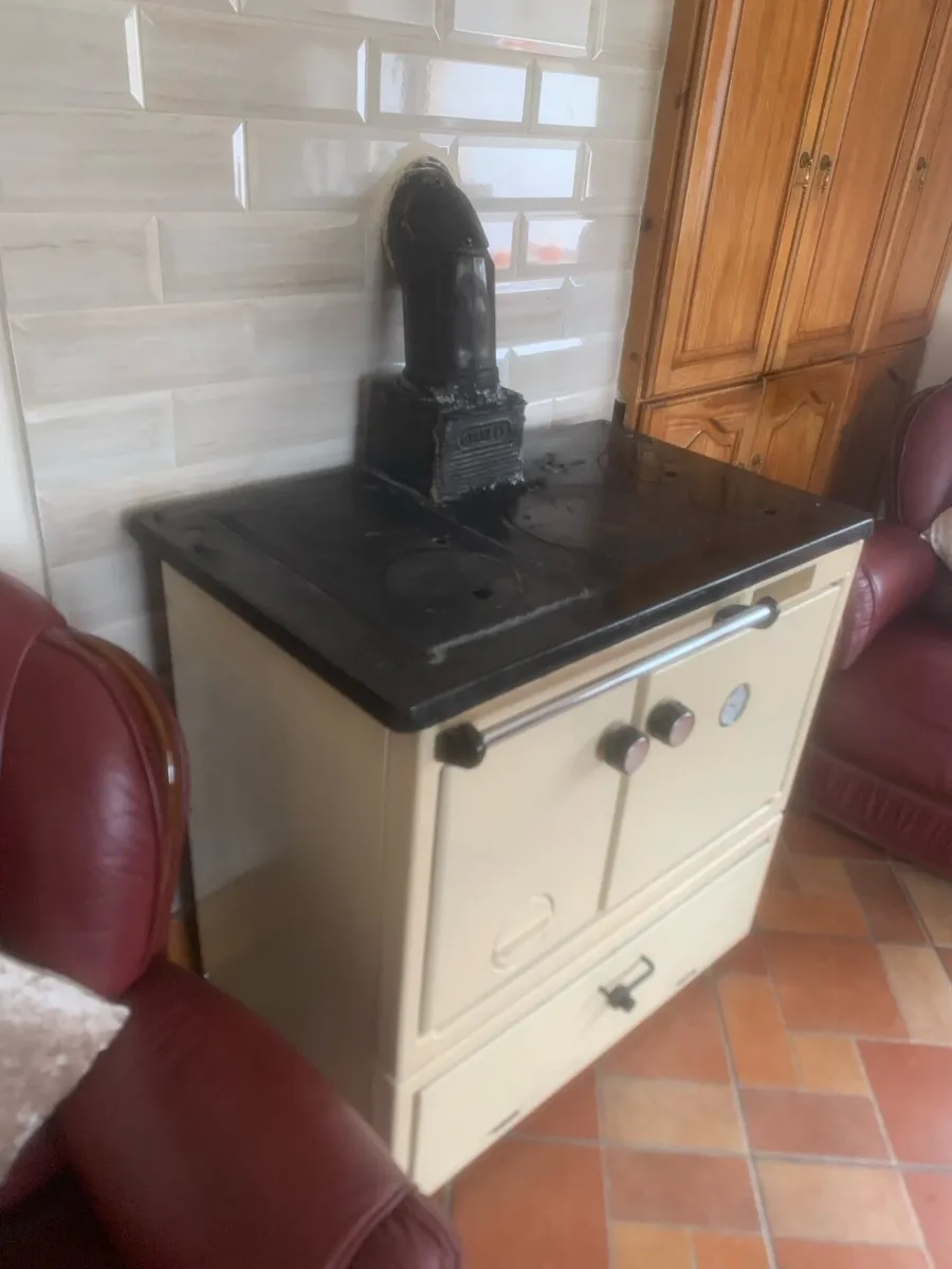 Oil Range - Image 2
