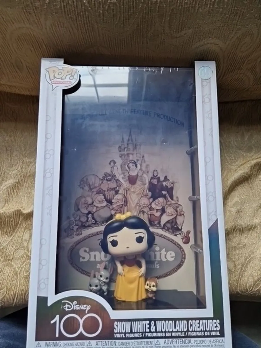 Funko POP  09 Dysney 100  Anniversary Snow white & Woodland creatures - Image 1
