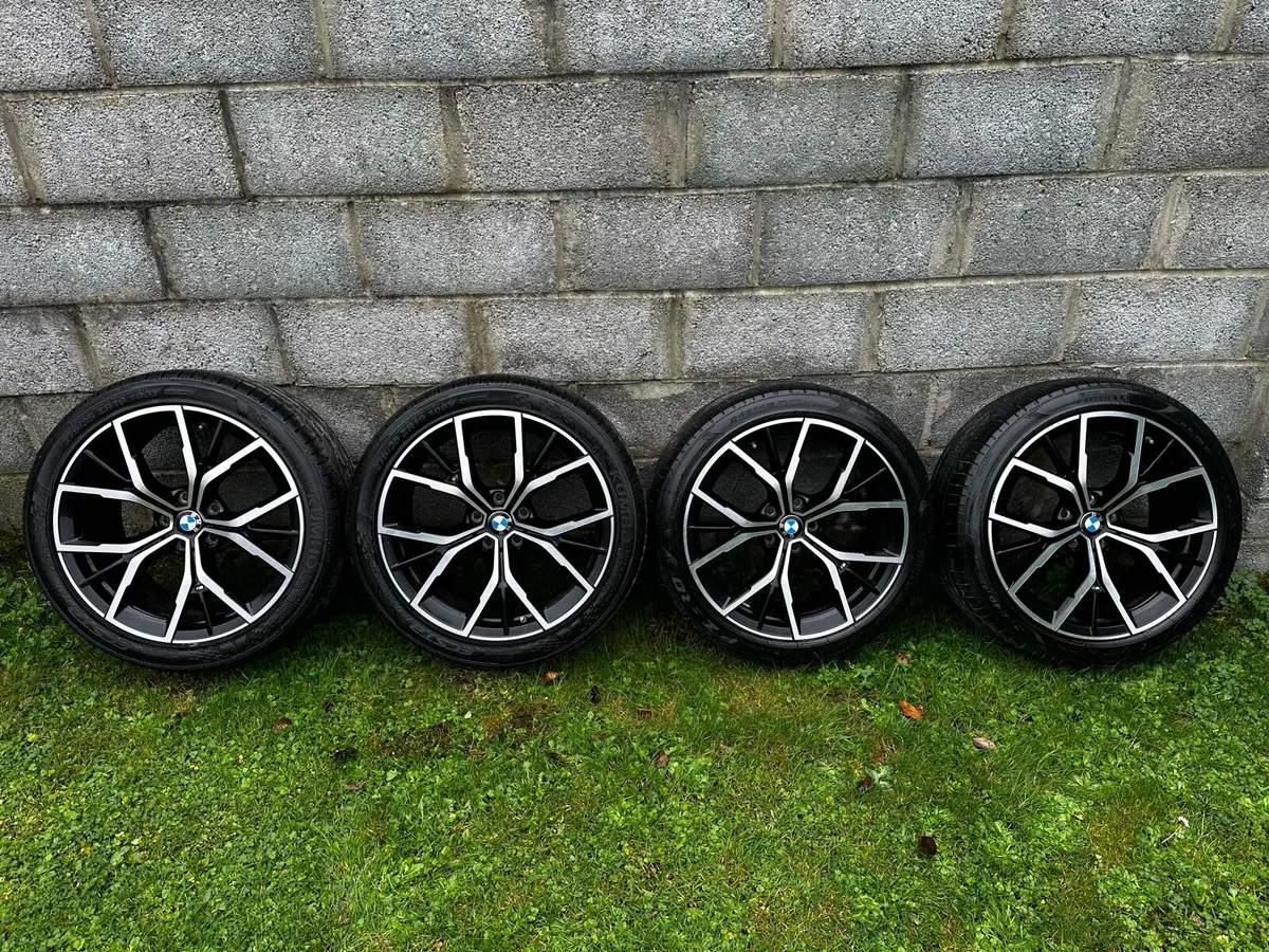 BMW 19” Genuine M Sport Alloys Great Tyres - Image 1