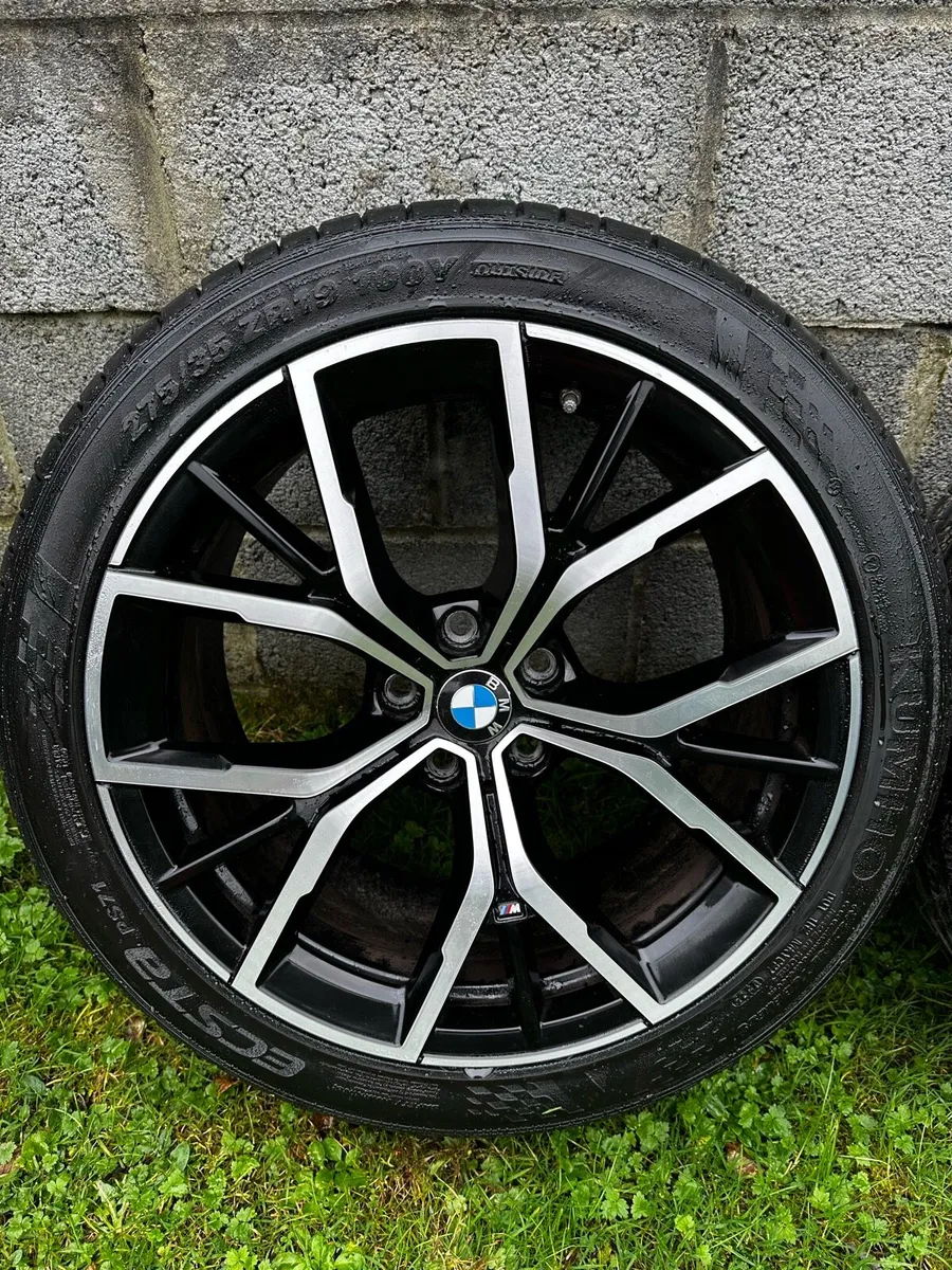BMW 19” Genuine M Sport Alloys Great Tyres - Image 2