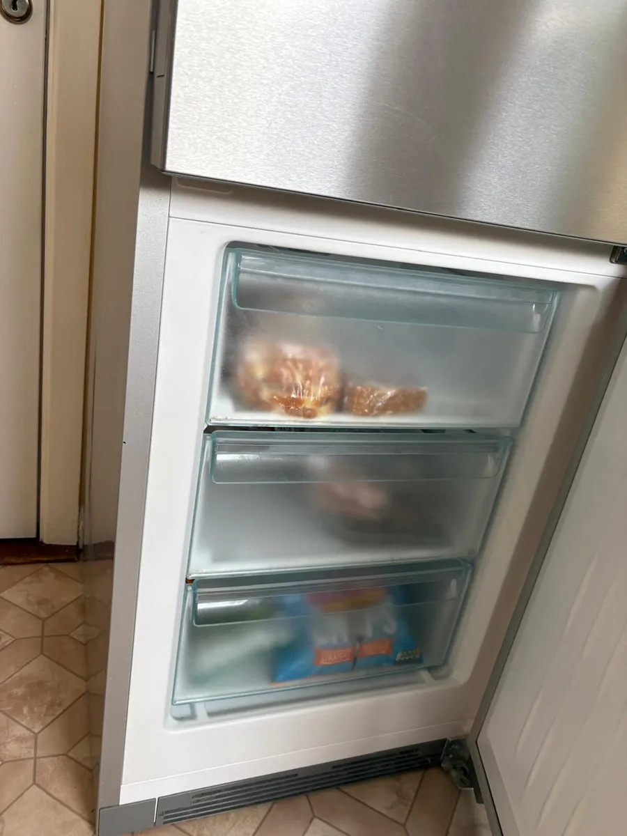 Miele Fridge/Freezer - Image 2