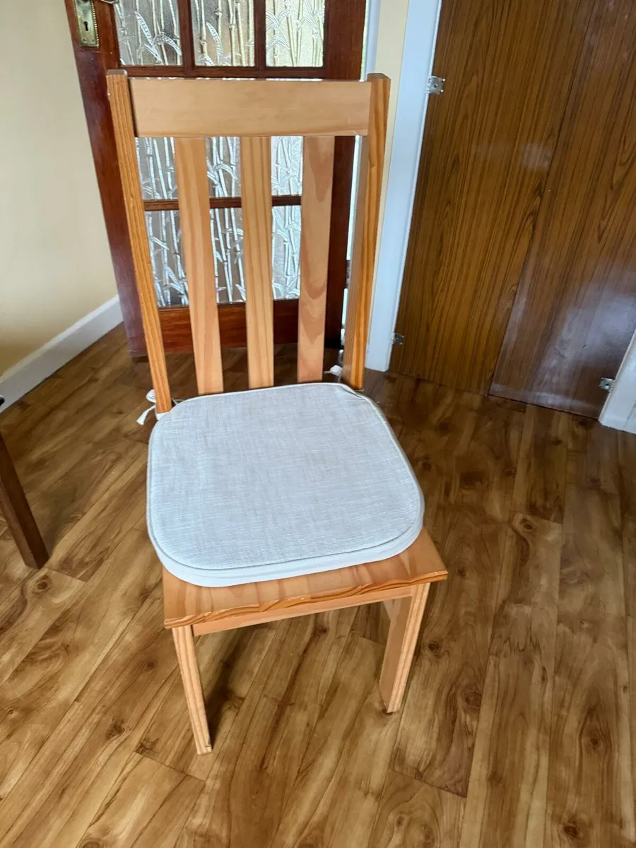 Chairs - Image 3