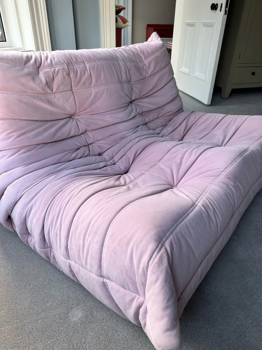 Ligne Roset Togo 2 seater setter - Image 2