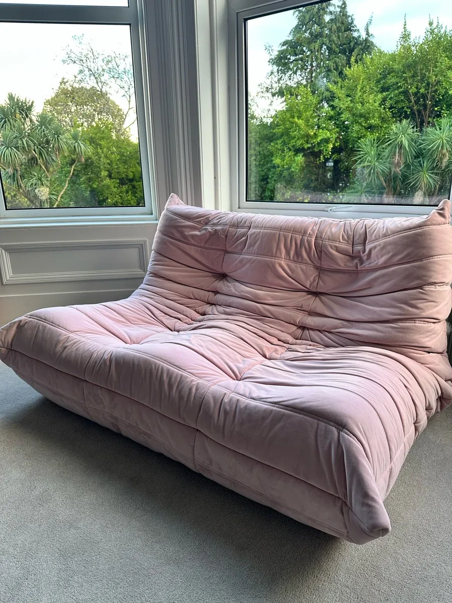 Ligne Roset Togo 2 seater setter - Image 4