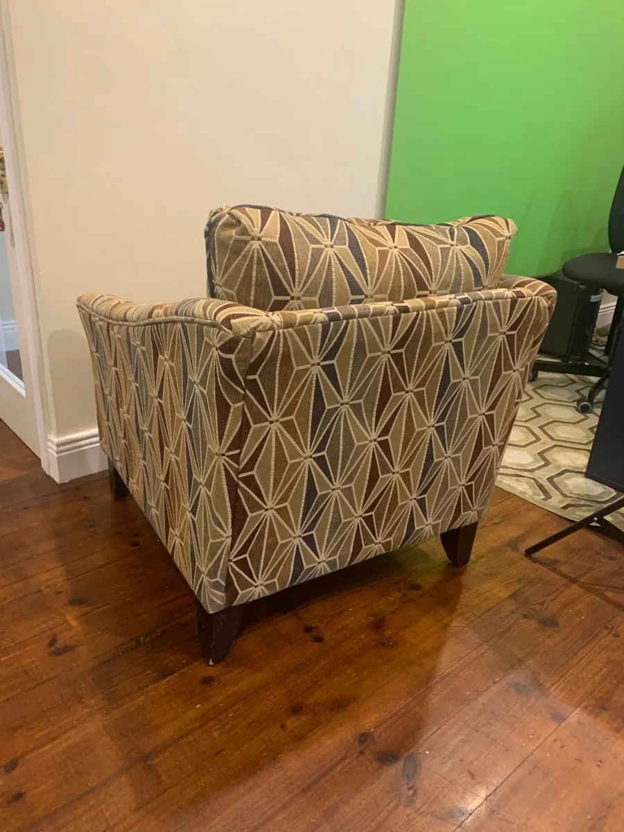 🛋️ Comfy Armchair – Excellent Condition – €165 - Image 4
