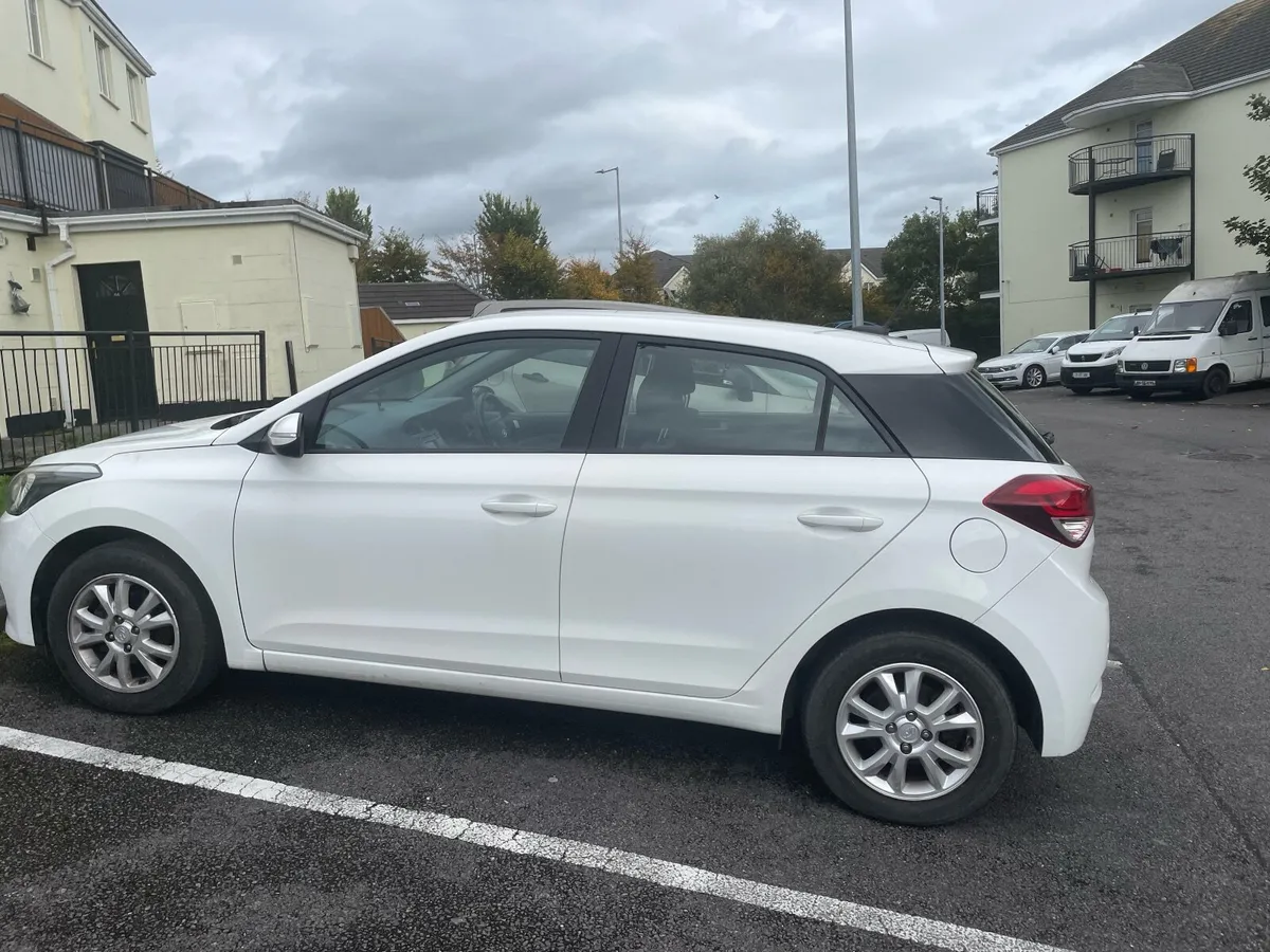 Hyundai i20 2017 - Image 3