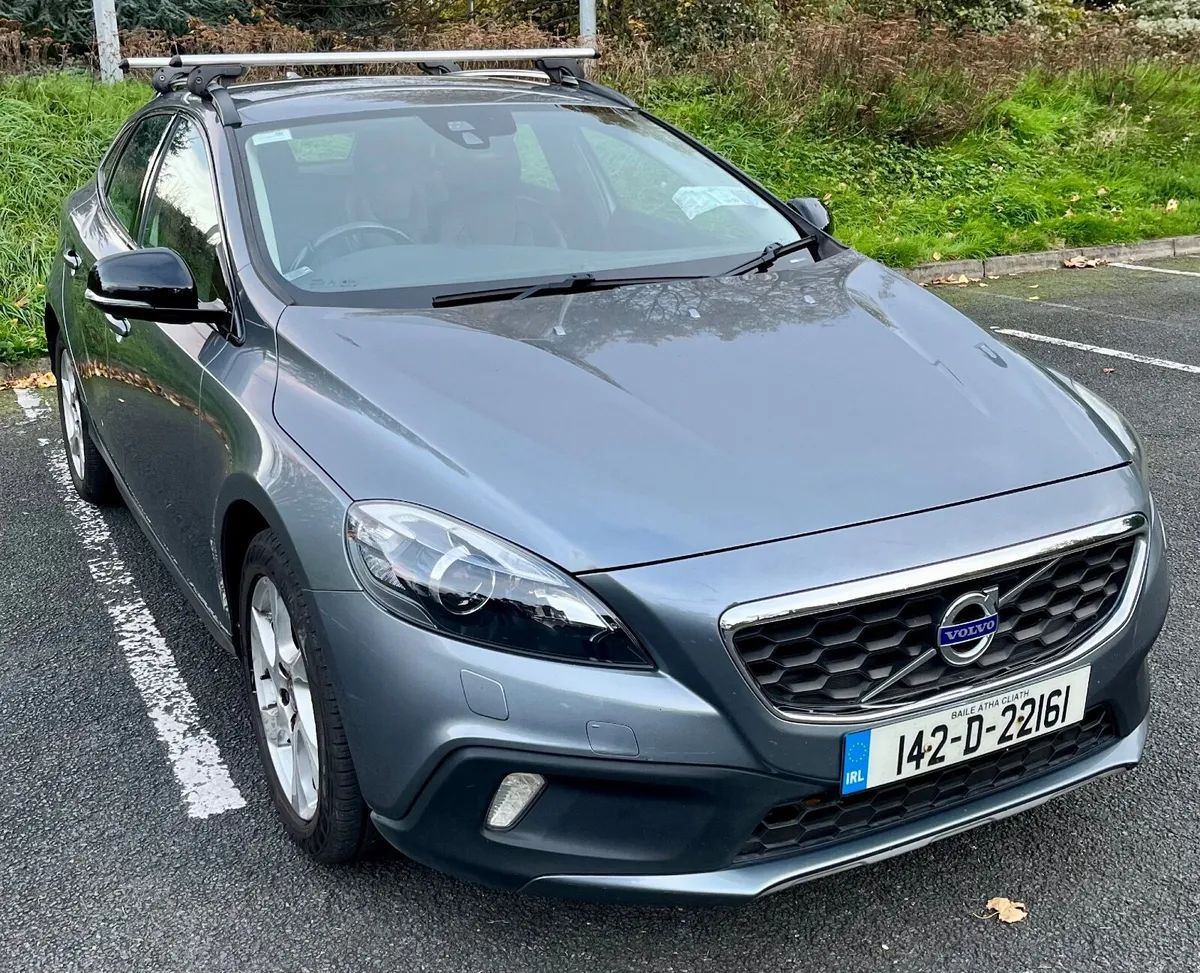 Volvo V40 2014 Diesel D2 Lux - Image 1