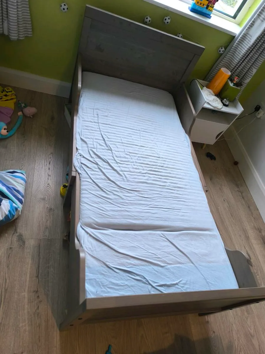 Toddler bed for sale - Image 2