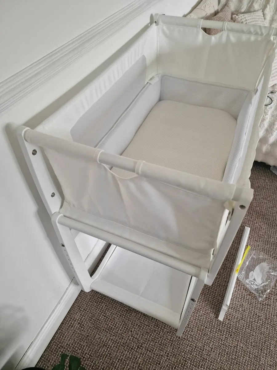Snuzpod 4 next to me cot crib - Image 4