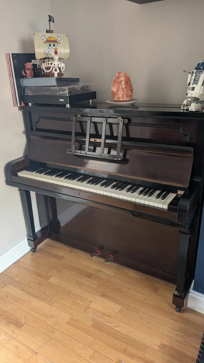Piano - Image 1