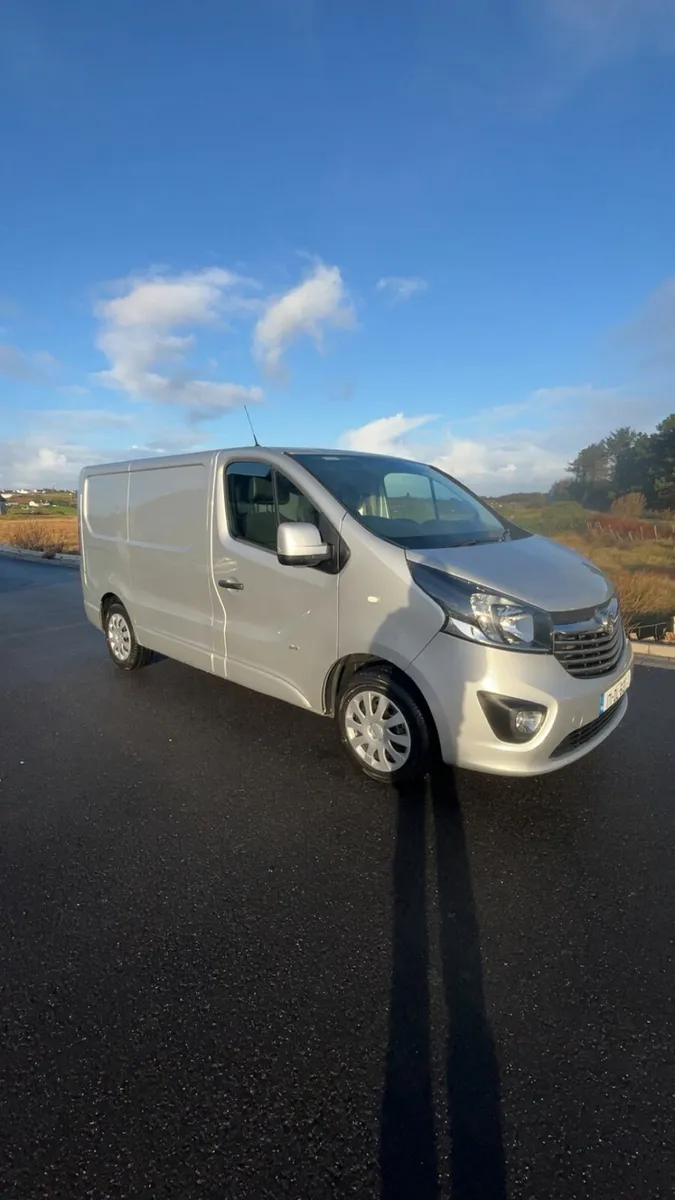 2017 vauxhall vivaro sportive - Image 2