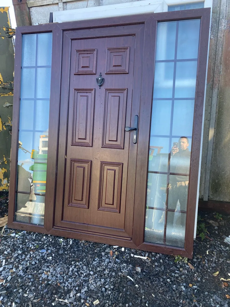Upvc front door - Image 1