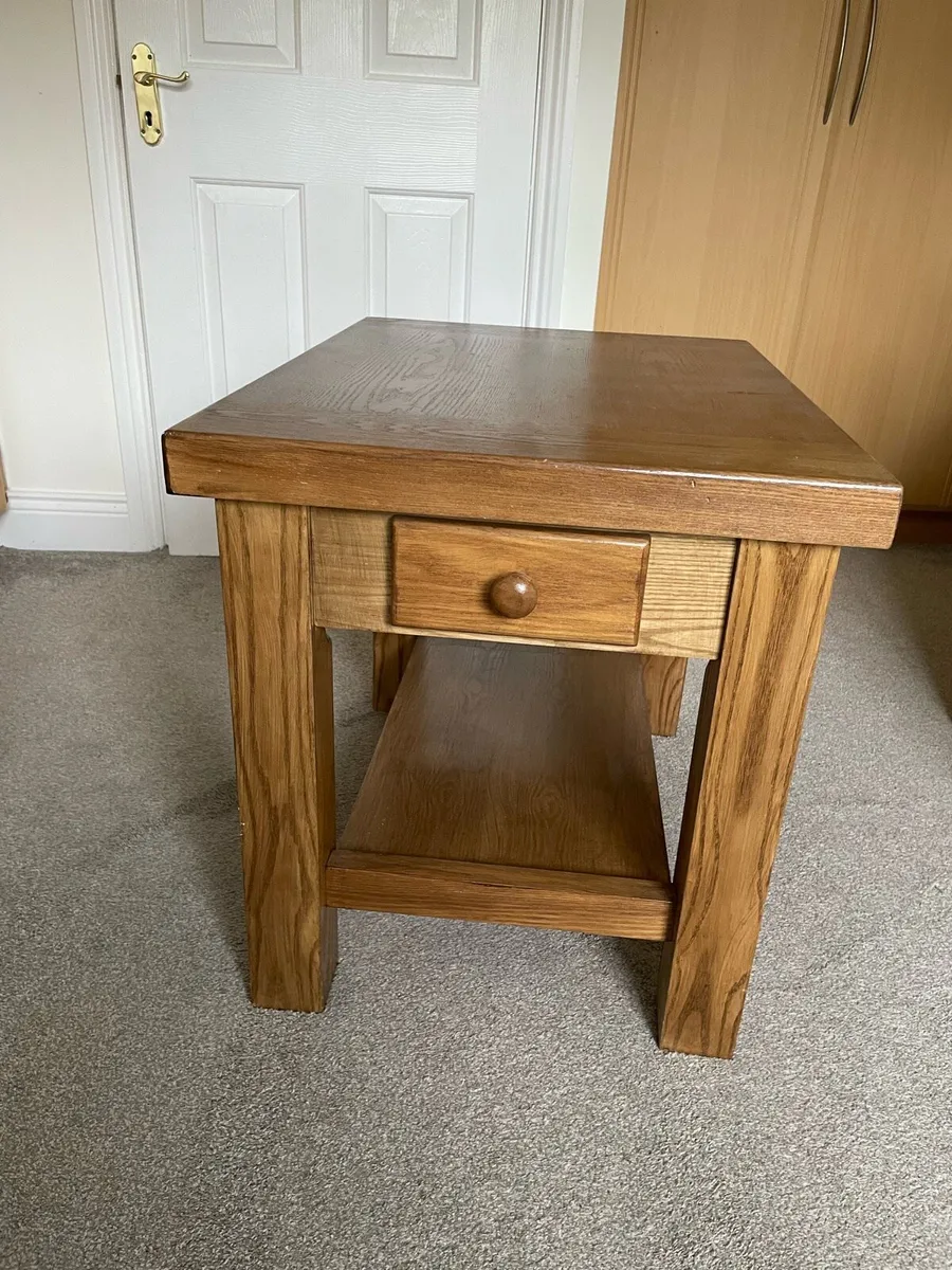 Oak drawer coffee table - Image 1