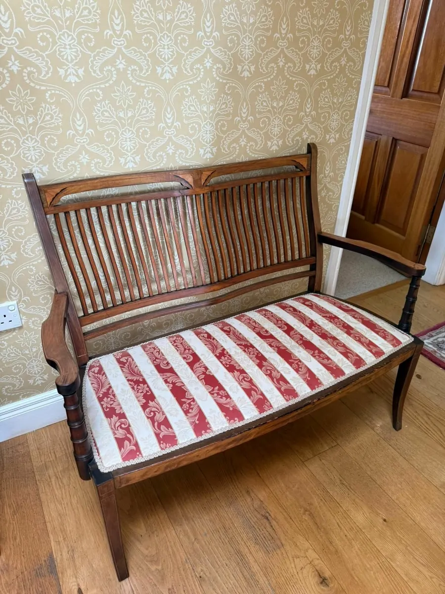 Antique Mahogany Hall Bench / Settee