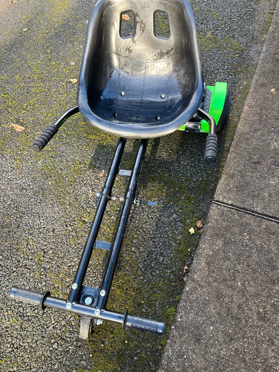Hover board and seat - Image 1