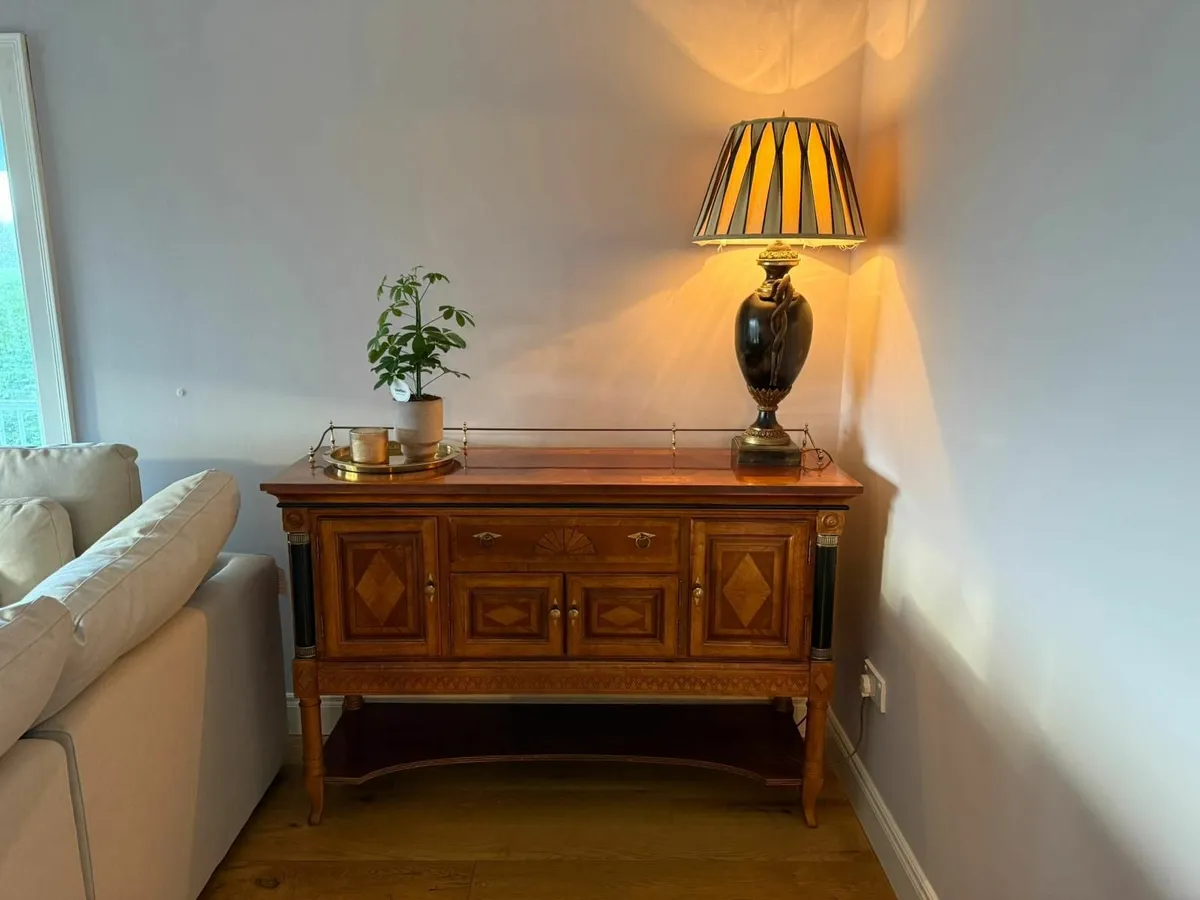 Pair of Classic Black & Gold Table Lamps - Image 2