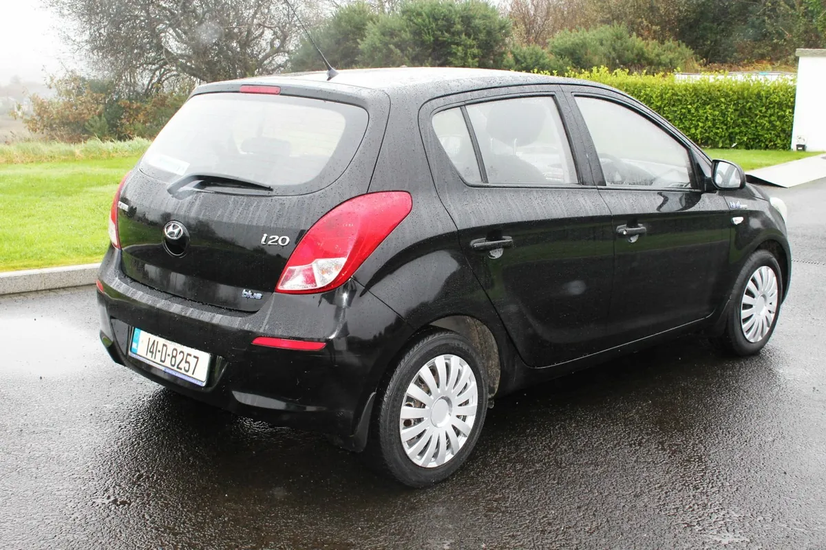 2014 Hyundai i20 1.2 petrol - Image 4