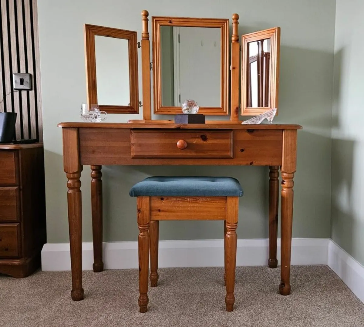 Dressing Table, Mirror and Stool : Solid Pine - Image 2